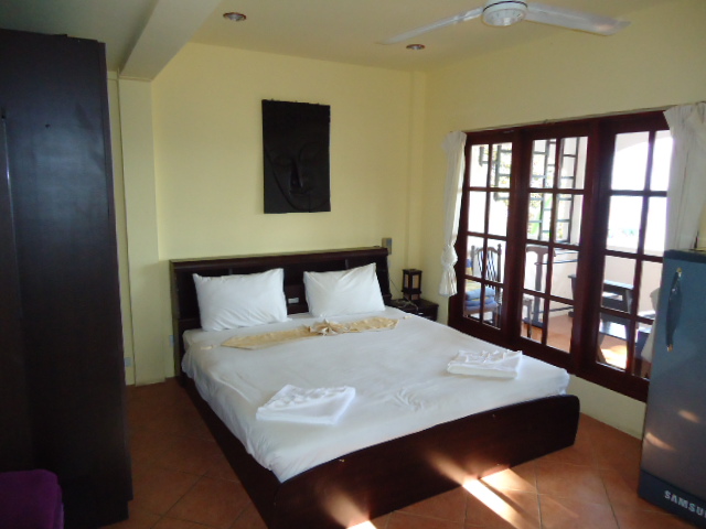Lamai Hotel Beach Room bedroom